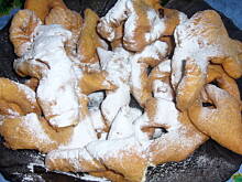 Fot. bahus, Faworki na pianie