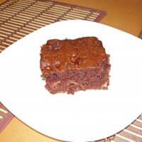 ciasto kakaowe z jabłkami zwane salcesonem