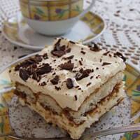 Ciasto z kawą i biszkoptami