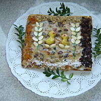 Mazurek z krówkowym kajmakiem