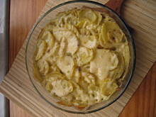 Fot. Tuberositas, Zapiekanka z ziemniaków mocno czosnkowa