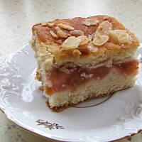 Ciasto drożdżowe z rabarbarem