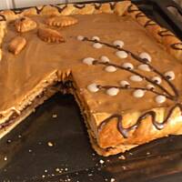 Mazurek orzechowo - kajmakowy