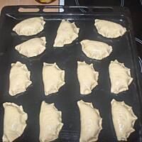 Bułeczki z kapustą i grzybami do barszczu