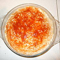 Sałatka warstwowa ryżowa z tuńczykiem