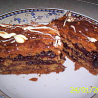 placek przekładany z orzechami