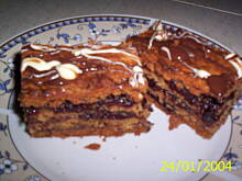 Fot. dzinks, placek przekładany z orzechami