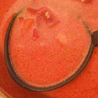 Barszcz zabielany z soczewicą