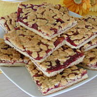 Raspberry bars