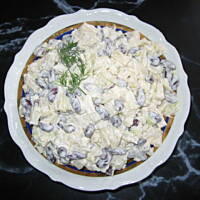 sałatka z fasolą i ananasem