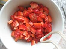 Fot. lenna333, Spagetti z owocami i sosem HIT