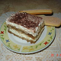 Tiramisu ze śmietaną