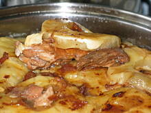 Fot. dzowa, kurczak w ananasie