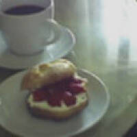 Ptysie z truskawkami