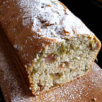 Korzenne ciasto z rabarbarem