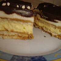 Krówka łakomczuszek z bezami i czekoladą