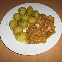 Filety z kurczaka w warzywach-na wiosnę