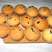 Muffiny waniliowe z dżemem