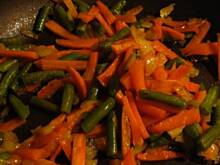 Fot. teklunia, kasza gryczna z warzywami i kurczaczkiem