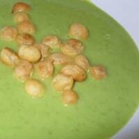 Zupa-krem z zielonego groszku