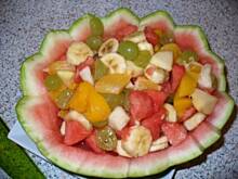 Fot. teklunia, Sałatka owocowa w arbuzowej salaterce