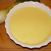 Omlet z kurkami duszonymi w śmietanie