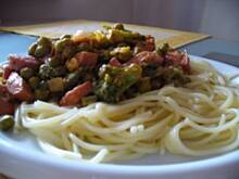 Fot. teklunia, Makaron z groszkiem i parówkami