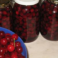 Wiśnie w syropie-do deserów