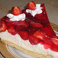 Ciasto śmietanowe z truskawkami
