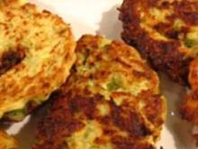 Fot. Asiula_Op, Placuszki z cukinii z sosem jogurtowym