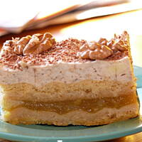 Jabłecznik z orzechami