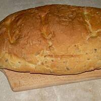 Chleb pszenny z ziarenkami