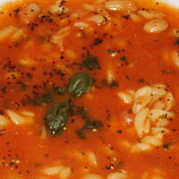 Włoska pomidorowa z fasolą