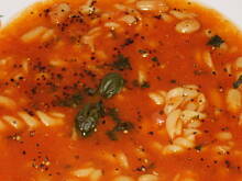 Fot. Wkn, Włoska pomidorowa z fasolą