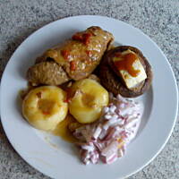 Pieczarki zapiekane z serem fetta