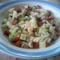 Sałatka makaronowa-na obiad dla odchudzających się
