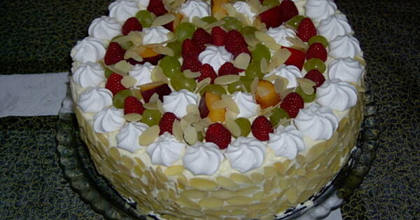 Cake chocolate-Halva - przepis - bing_translator - wielkiezarcie.com