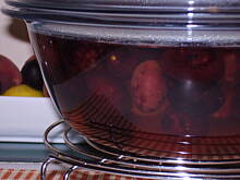 Fot. Mari, Sliwki wegierki w occie marynowane