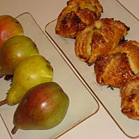 Gruszki w cieście francuskim