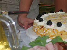 Fot. nutti, urodzinowy tort malinowy