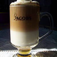 Kawka warstwowa cynamonowo-miodowa pasibrzucha