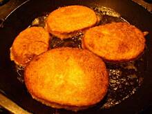 Fot. ally, smażony czerstwy chlebek