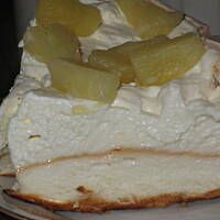 Ciasto bezowe z owocami leciutkie