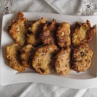 Placuszki z cukini z fetą i szczypiorkiem