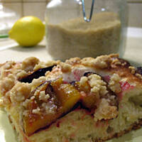 Ciasto ze śliwkami z nutą cynamonową