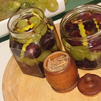 Winogrona w marynacie do śledzi i nie tylko
