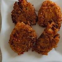 Kotlety jarskie z sera żółtego i papryki