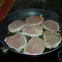 Schab w borowikach z żółtym serem