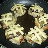 Schab w borowikach z żółtym serem