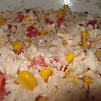 sałatka kalafiorową z kukurydzą